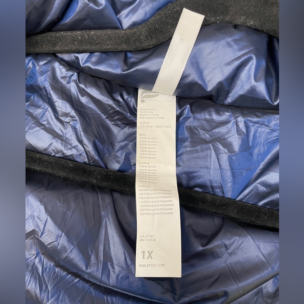Women's Blue Puffer Coat - Picture 4 of 4